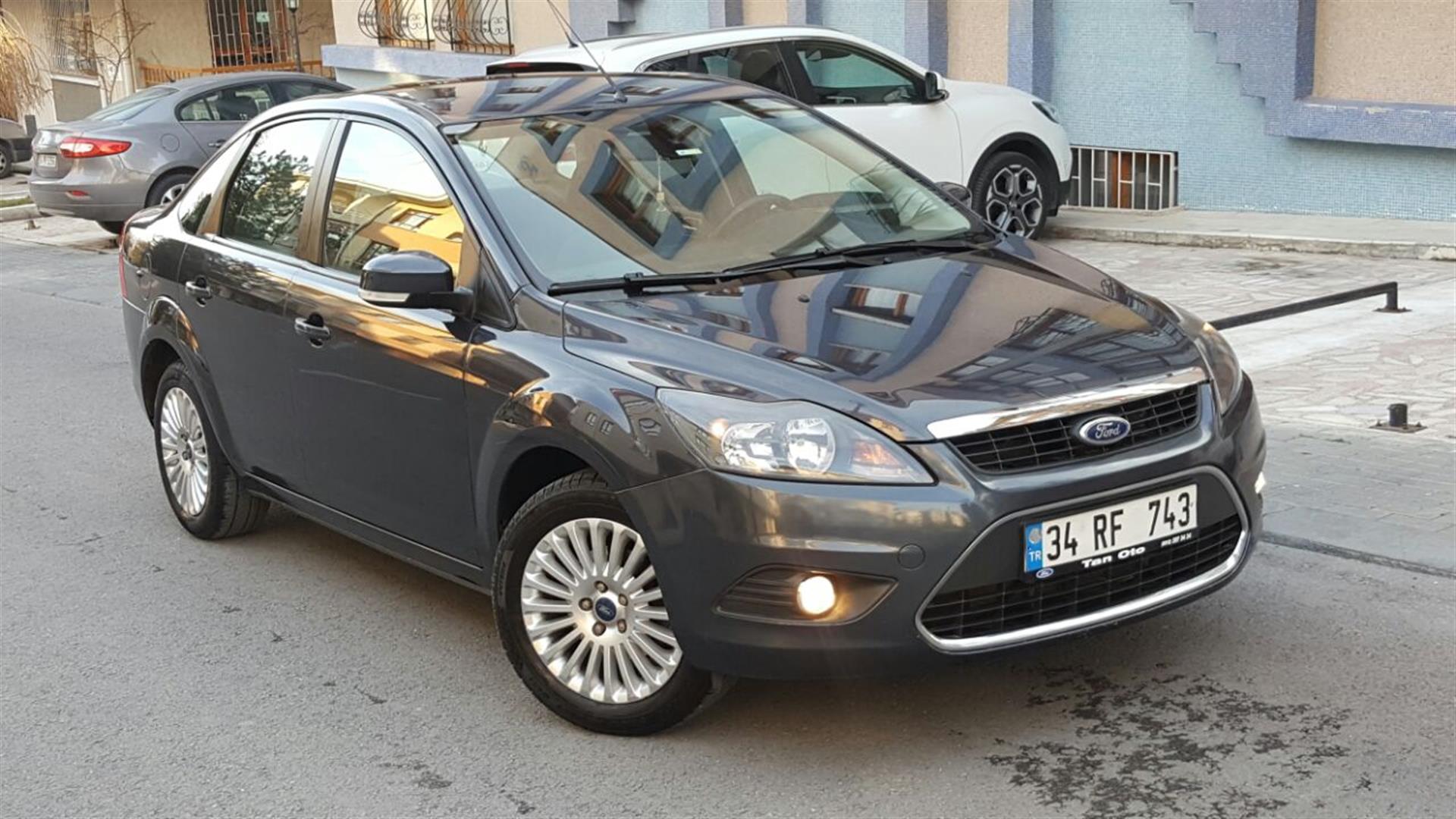 2017 Ford® Focus Electric Hatchback | Model Highlights ...