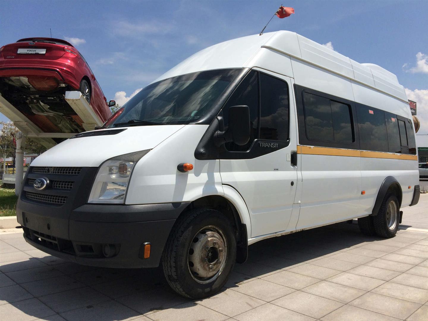 Обзор грузового фургона Ford Transit (Форд Транзит).