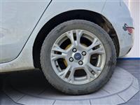 https://www.fordikinciel.com/B2ELResim/AracResim2El/113208/5826ae63-0640-45ea-9365-9b32fdffe302_Kucuk.jpg