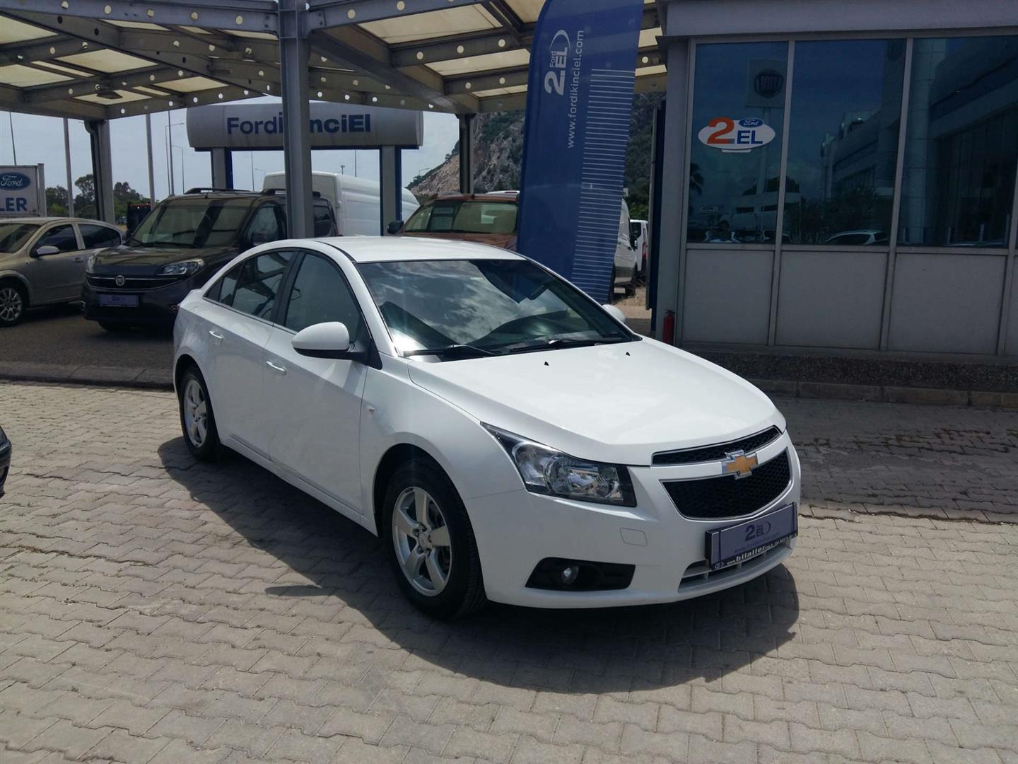 Özellikleri ve Özellikleri Chevrolet Cruze Hatchback Özellikleri ve Özellikleri Chevrolet Cruze Hatchback