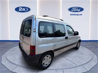 https://www.fordikinciel.com/B2ELResim/AracResim2El/142833/58a402d1-2d3f-4723-a890-a3f468212b53_Kucuk.jpg