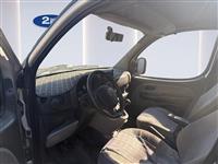 https://www.fordikinciel.com/B2ELResim/AracResim2El/149738/7aca7dbf-7ce8-46f4-b058-d0c673ca1e5e_Kucuk.jpg