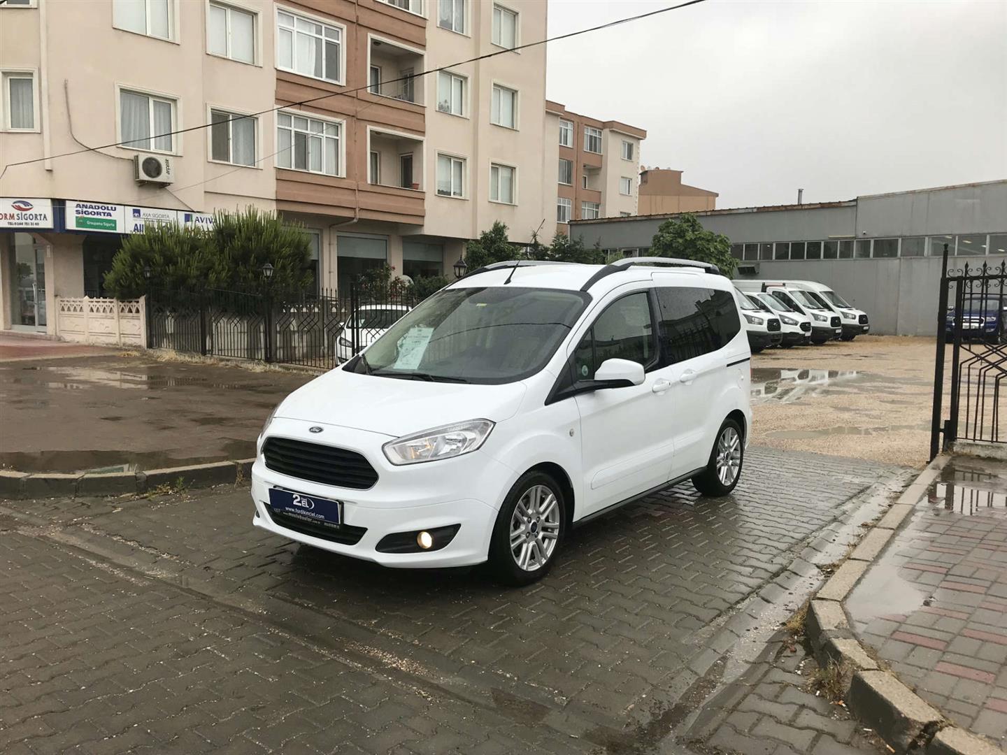 Ford tourneo courier 2018